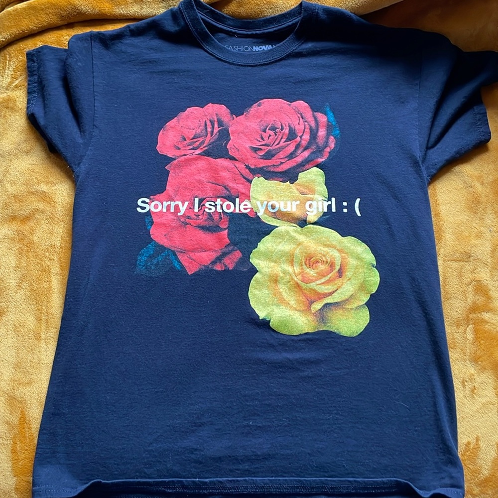 Fashion nova graphic tee